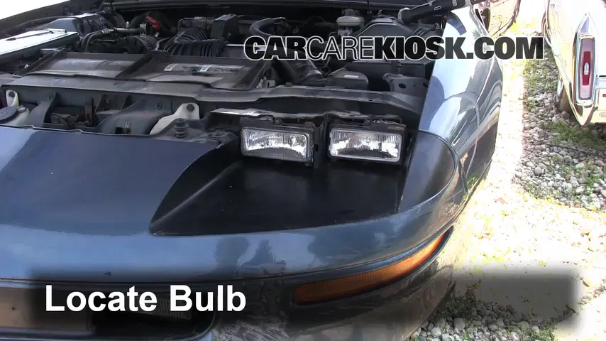 1994 Chevrolet Camaro 3.4L V6 Coupe Éclairage Feu clignotant avant (remplacer l'ampoule)